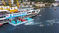 İstanbul Boğazı pazar günü 37. Boğaziçi Kıtalararası Yüzme Yarışı'na ev sahipliği yaptı.