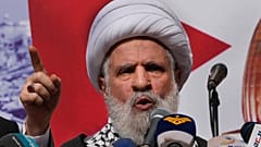 الأمين العام لحزب الله الشيخ نعيم قاسم يلقي كلمة خلال تظاهرة تضامنية مع الفلسطينيين، في الضاحية الجنوبية لبيروت، لبنان، الجمعة 13 أكتوبر/ تشرين الأول 2023.