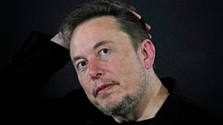 FILE - Ο Elon Musk εμφανίζεται σε εκδήλωση με τον πρωθυπουργό της Βρετανίας Rishi Sunak στο Λονδίνο, στις 2 Νοεμβρίου 2023.