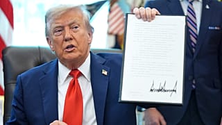 Le président américain Donald Trump a affirmé que seuls les États-Unis permettent aux électeurs de voter par correspondance