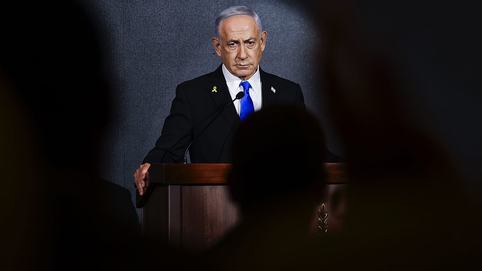 Benjámin Netanjahu izraeli miniszterelnök részt vesz az amerikai függetlenség napi fogadáson Jeruzsálemben 2025. augusztus 13-án, szerdán.
