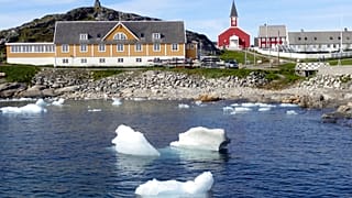 Archivbild: Die Stadt Nuuk auf Grönland, wo offenbar US-Amerikaner in geheimer Mission aktiv sind