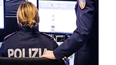 Postpolizei bei der Arbeit