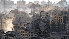 Destrucción causada por los bombardeos aéreos israelíes en la ciudad de Gaza, 11 de octubre de 2023.