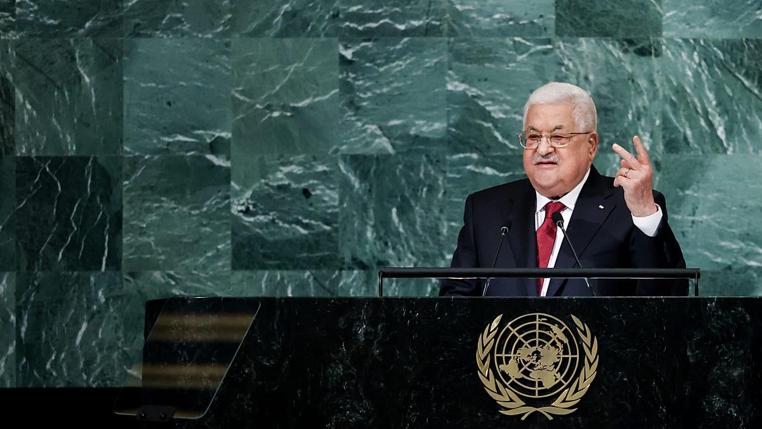 Il presidente palestinese Mahmoud Abbas (Abu Mazen) alla 77esima sessione dell'Assemblea Generale dell'Onu, venerdì 23 settembre 2022, New York. (AP Photo/Julia Nikhinson)