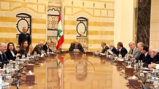  في الصورة التي نشرتها رئاسة الجمهورية، الحكومة اللبنانية تعقد جلسة برئاسة رئيس الجمهورية جوزاف عون في قصر بعبدا، الخميس 7 آب/أغسطس 2025.