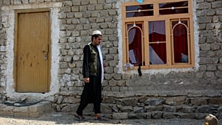 6.0 büyüklüğünde bir deprem Afganistan'ın doğusunu sarstı.