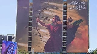 دیوارنگاره میدان ونک
