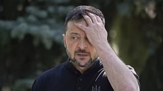 Der ukrainische Präsident Volodymyr Zelenskyy reagiert während seiner Pressekonferenz in Kiew, Ukraine, am 29. August 2025.