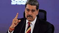 Venezuela Devlet Başkanı Nicolas Maduro bir basın toplantısında konuşurken, 1 Eylül 2025