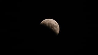 Am Sonntag ist eine totale Mondfinsternis am Himmel über Deutschland zu sehen.