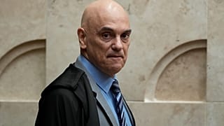 De Moraes llega al juicio sobre la regulación de las redes sociales en relación con la desinformación en línea celebrado en Brasilia, Brasil, el miércoles 4 de junio de 2025.