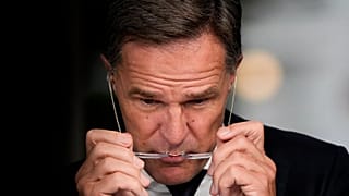El secretario general de la OTAN, Mark Rutte, se prepara para una entrevista con 'Fox News' el pasado 18 de agosto.