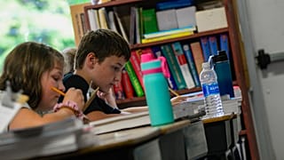 Aulas retomam entre 11 e 15 de setembro nas escolas públicas portuguesas