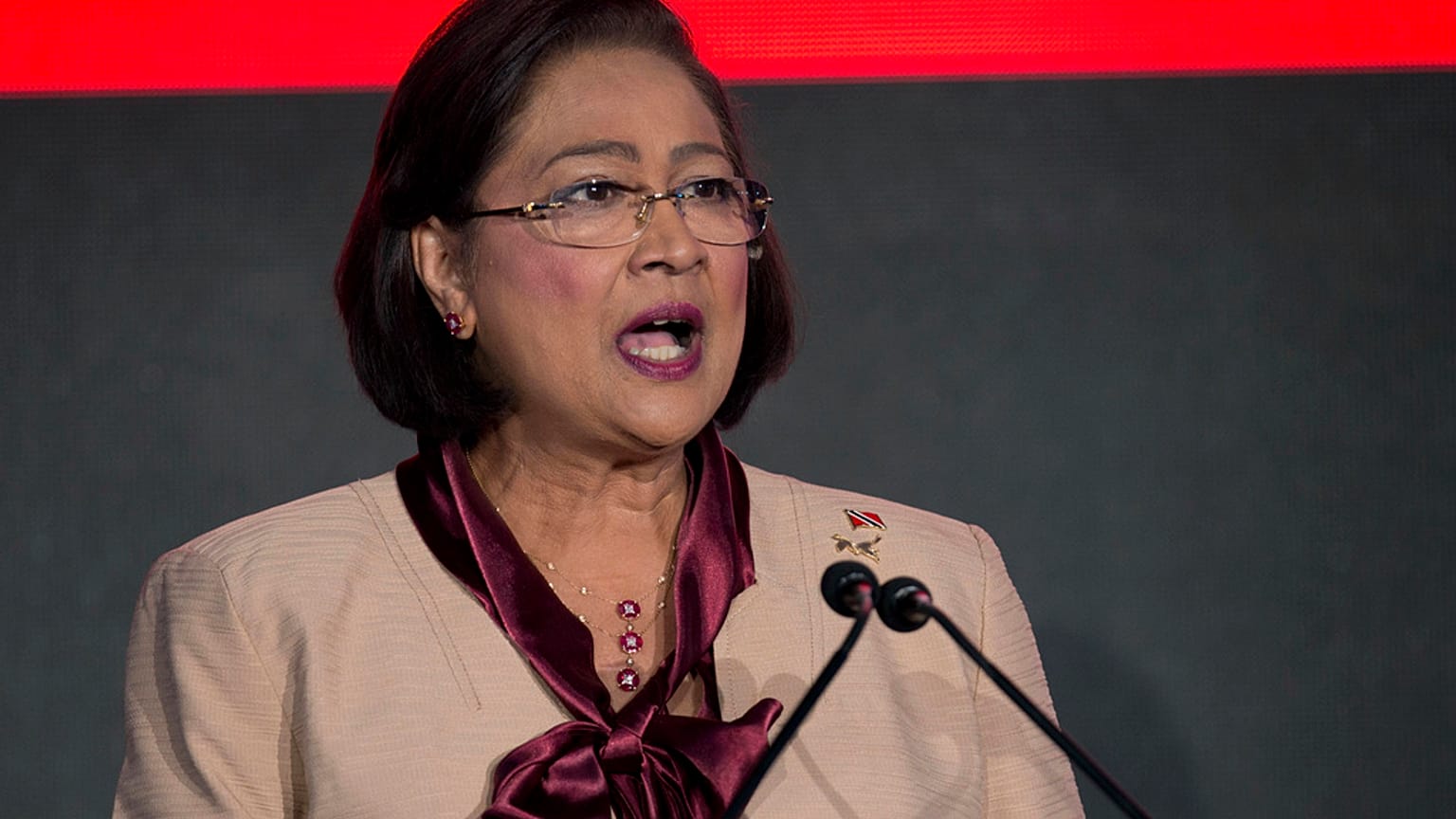 Trinidad ve Tobago Başbakanı Kamla Persad-Bissessar, 10 Nisan 2015