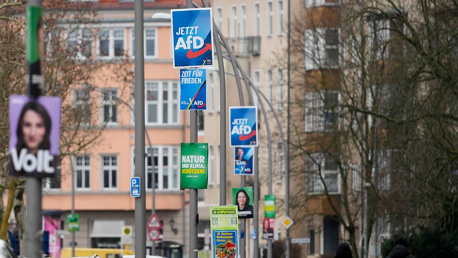 W ostatnim czasie w partii AfD w Nadrenii Północnej-Westfalii zginęło siedem osób. Zbliżają się tam wybory lokalne.