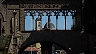 Una vista della "Loggia dei Papi" che ha ospitato il conclave più lungo nella storia della Chiesa cattolica a Viterbo, 2 maggio 2025
