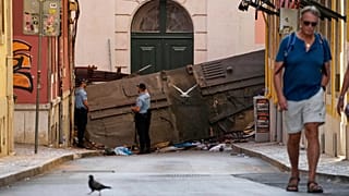 Cinco portugueses e cidadãos de sete nacionalidades entre os mortos no elevador da Glória