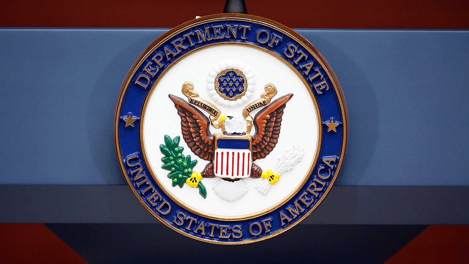 ABD Dışişleri Bakanlığı mührü, Washington Pasaport Ofisi’nde görüldü, 12 Temmuz 2016