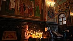 Orthodoxe Gläubige besuchen einen Gottesdienst in Chișinău, 13. März 2022