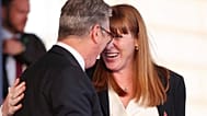 Rayner a brit miniszterelnök, Keir Starmer társaságában