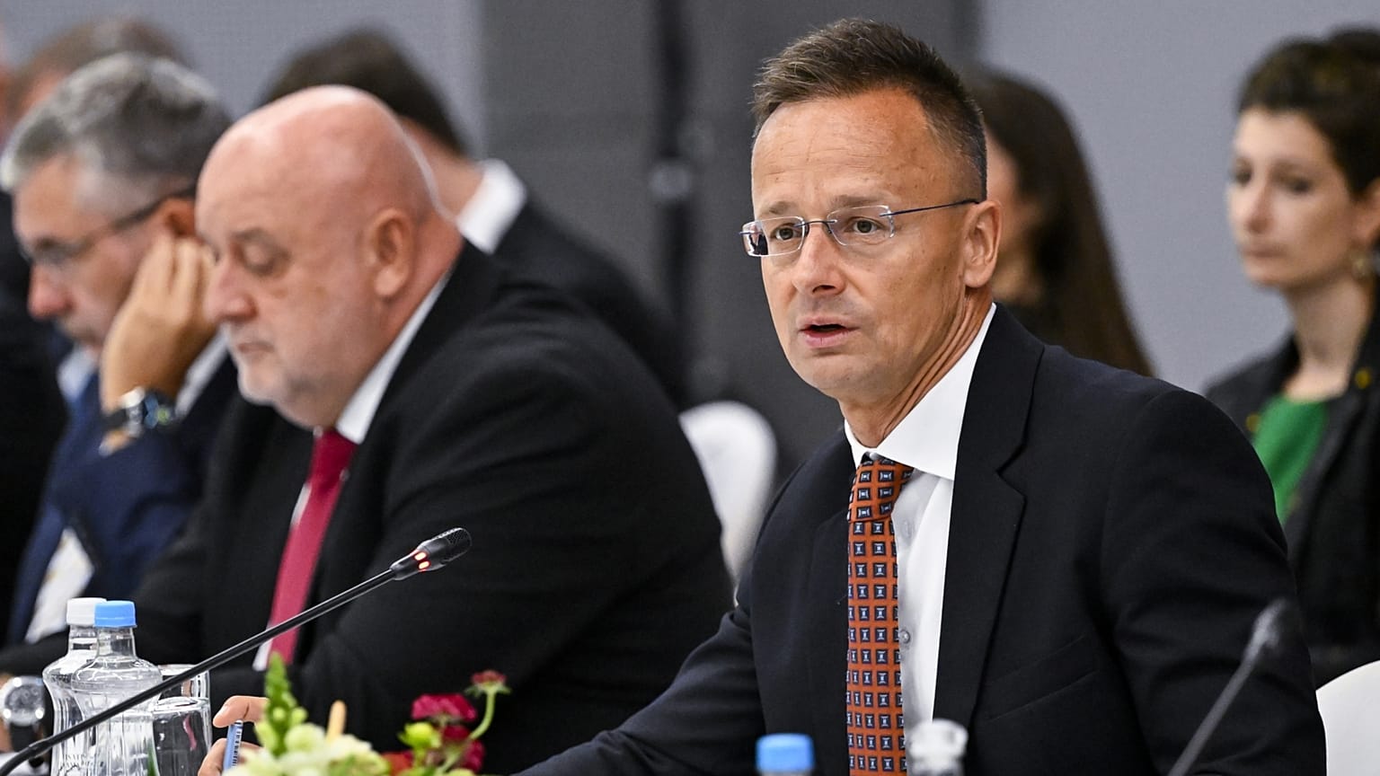 A magyar külügyminiszter a Magyar-Azerbajdzsáni Kormányközi Gazdasági Együttműködési Bizottság ülésén