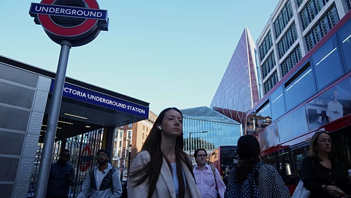 London Tube Strikes: percorsi alternativi agli aeroporti e alle stazioni mentre si chiude 1 696x392 cmsv2 570f3a43 aa80 571b bb01 bc9dd0de39ef 9455881