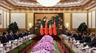 Delegações portuguesa e chinesa reunidas em Pequim