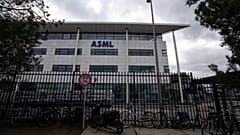 Yarı iletken üretim ekipmanlarının önde gelen üreticilerinden ASML'nin Hollanda'nın Veldhoven kentindeki merkez ofisinin dış görünümü. 30 Ocak 2023.