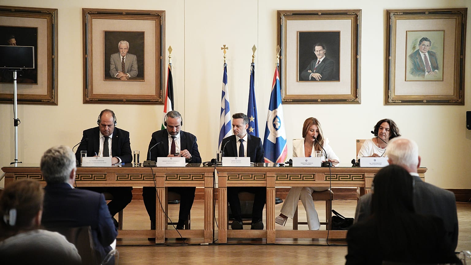 Συνέντευξη Τύπου Χάρη Δούκα με δήμαρχο της Βηθλεέμ και πρέσβη Παλαιστινιακής αρχής