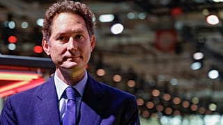 John Elkann al Salone dell'Auto di Parigi nell'ottobre 2024