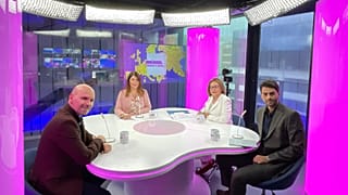 Βρυξέλλες, σ'αγαπώ; με Πέτρο Φασούλα, Γιάννη Αλεξανδρή και Μαρία Σπυράκη