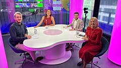 Amaia Echevarria junto a Javier Carbonell, Mari Carmen Barrera y Alberto Cuena