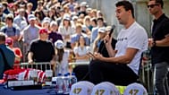 Charlie Kirk s'exprime avant d'être victime d'un coup de feu lors de la visite de Turning Point à l'université Utah Valley à Orem, dans l'Utah.