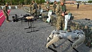 Illusztráció - a kínai hadsereg robotkutyákat tesztel, 2024.05..16