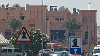 الأضرار التي خلفتها الاستهدافات الإسرائيلية لمجمع يستضيف قادة حماس في الدوحة ، قطر الأربعاء سبتمبر. 10, 2025