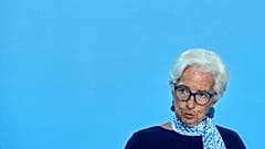 Avrupa Merkez Bankası Başkanı Christine Lagarde, Frankfurt'taki merkezde açıklamalarda bulunurken, 24 Temmuz 2025