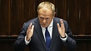 A lengyel kormányfő a varsói parlamentben
