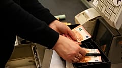 Gerechter Lohn spaltet die Europäer: Entspricht Ihr Gehalt Ihren Fähigkeiten und Ihrer Erfahrung?