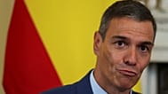 Pedro Sánchez, durante una reunión con el primer ministro británico Keir Starmer
