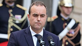 Passation de pouvoir entre François Bayrou et Sébastien Lecornu, nouveau Premier ministre, le 10 septembre 2025.