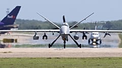Waffen aus der Luft treffen in Puerto Rico ein.
