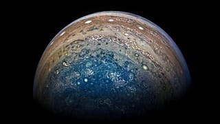 2011'de fırlatılan Juno uzay aracı, Jüpiter'e dair eşsiz veriler ortaya çıkarıyor.