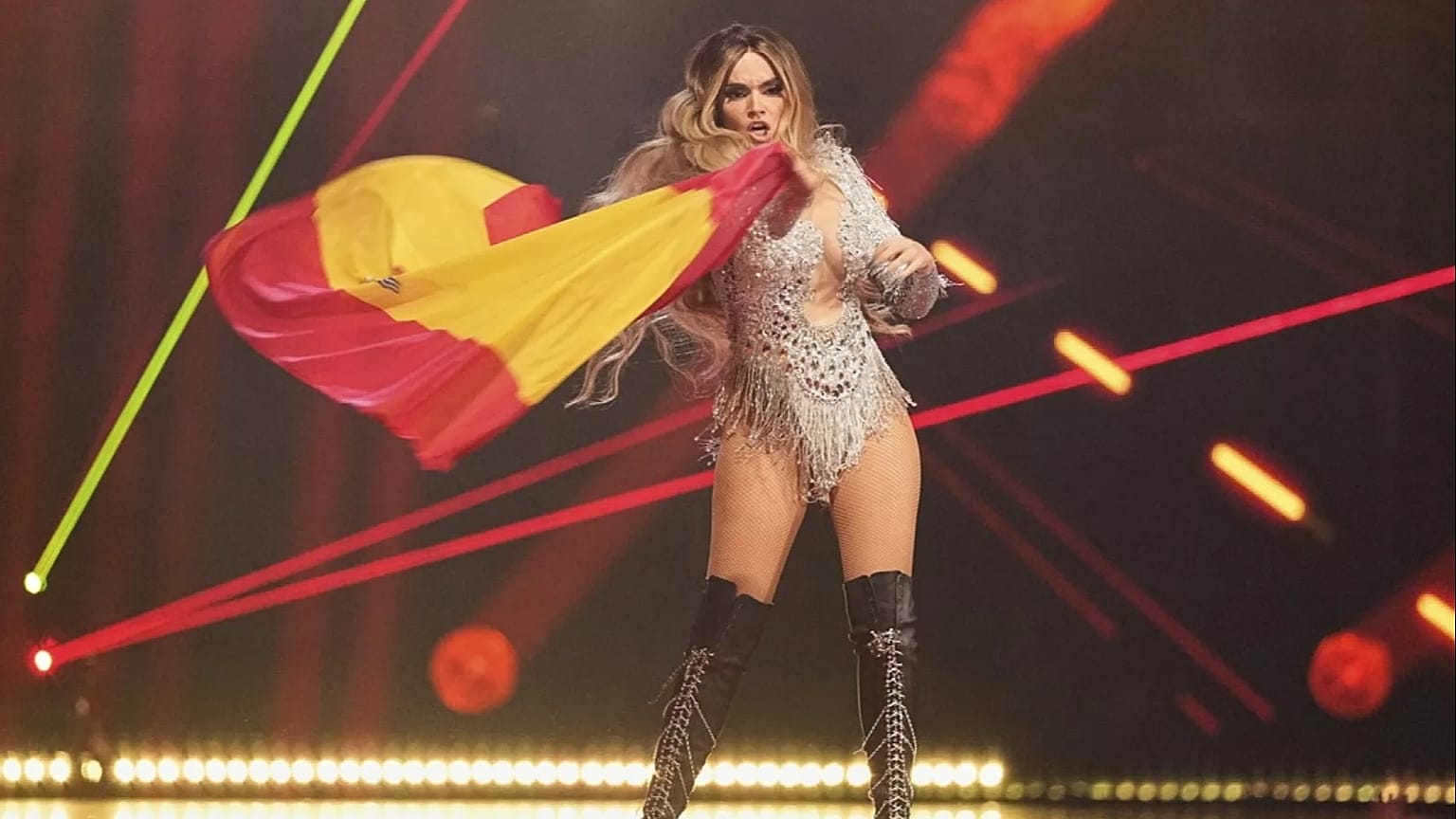 Melody, de España, al llegar a la gran final del 69.º Festival de Eurovisión, celebrado en Basilea, Suiza, el sábado 17 de mayo de 2025. 