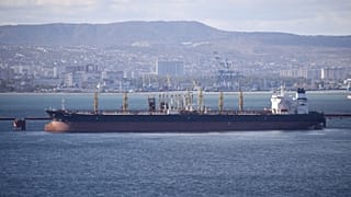 Archív fotó: orosz olajtanker Novorosszijszk kikötőjében