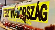 A Fesztiválország plakátja a budapesti Puskin moziban, 2025. szeptember 16-án