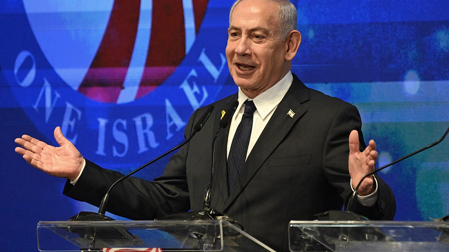 رئيس الوزراء الإسرائيلي بنيامين نتنياهو يتحدث في حفل افتتاح وفد ثنائي الحزب من أعضاء الكونغرس الأمريكي إلى إسرائيل في القدس، يوم الاثنين 15 سبتمبر 2025