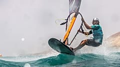 Maciek Rutkowski, Weltmeister und 20-facher polnischer Meister im Windsurfen, kämpft um einen historischen Rekord und will die Ostsee in nur 7 Stunden überqueren