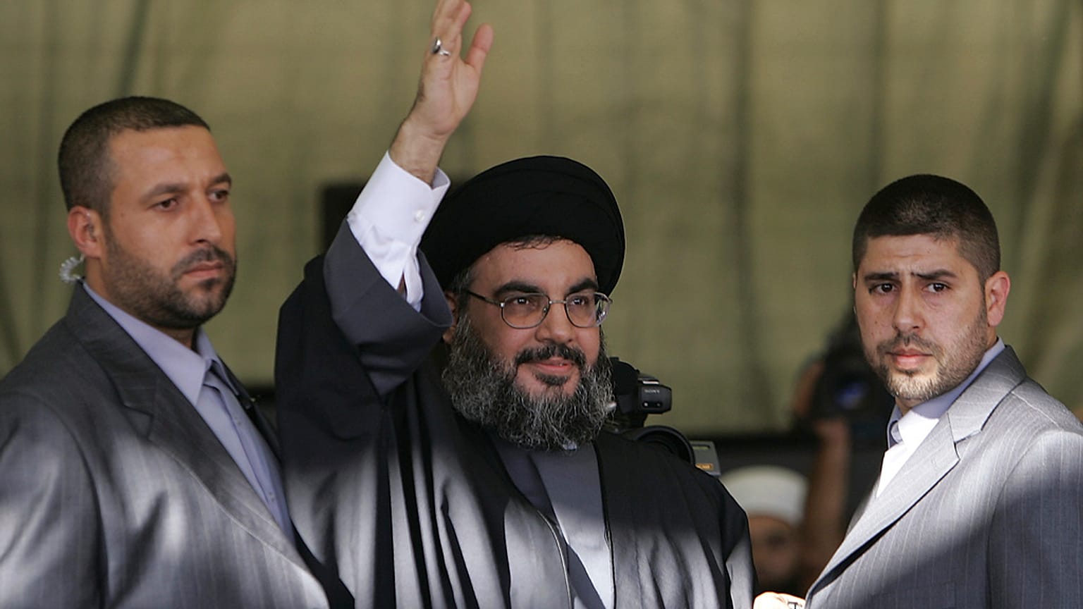 الأمين العام لحزب الله الراحل حسن نصرالله خلال تجمع للحزب في ضاحية بيروت، لبنان، يوم الجمعة 22 سبتمبر 2006.