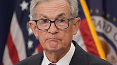 O Presidente da Reserva Federal, Jerome Powell, fala durante uma conferência de imprensa após a reunião do Comité Federal de Mercado Aberto. 17 de setembro de 2025.